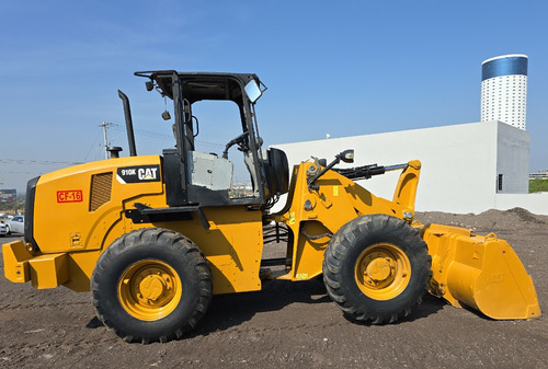 Cargador Frontal Caterpillar 910k 2014