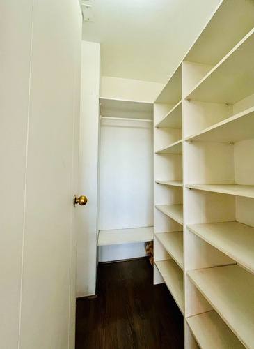 Oportunidad: Se Vende Departamento Metro Santa Ana + Bodega