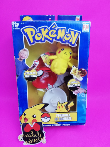 Pokémon Pokebola De Combate Con Peluche De Pikachu 