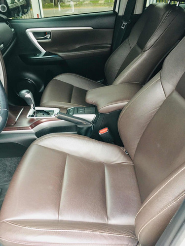 Toyota Hilux Sw4 Srx 4x4 Diesel 2019
