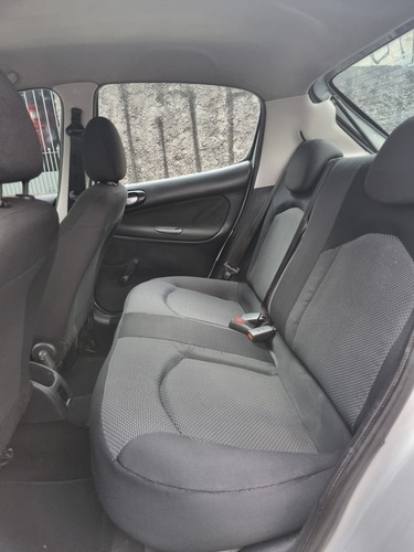 Imagem 7 de 11 de Peugeot 207 2013 1.4 Xr Flex 5p