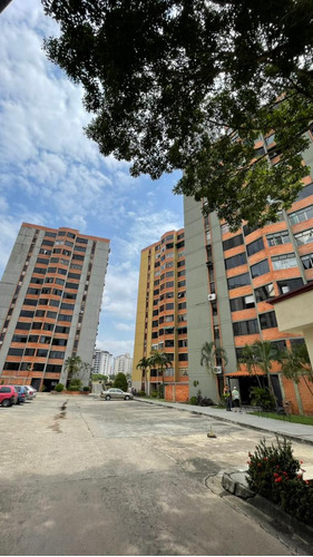 Apartamento En Venta Ubicado En Urbanización La Granja 