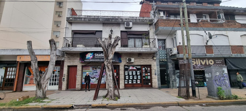 En Venta En Caseros Local Con Baño F: 10127