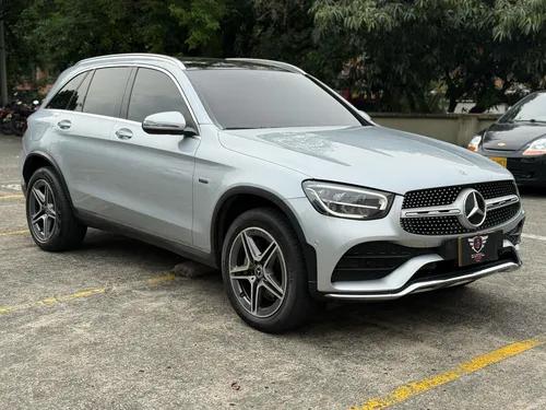 Mercedes Benz Glc 300e Hybrid Wagon 2021