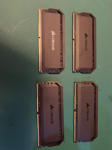 Corsair Memoria Ddr 4 Dominator 3600mhz (Usado)