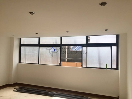 Imagem 9 de 18 de Loja Para Locação Na Galeria Lerners (na Rua Augusta, Entre Oscar Freire E Lorena), 55 M² De Área Útil - Lo0088at