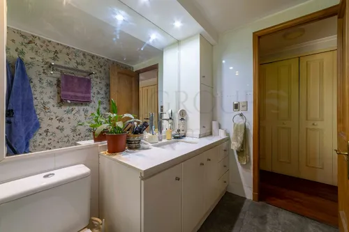 Amplio Depto Familiar En Zona Tranquila A Precio Rebajado