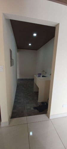 Imagen 5 de 12 de Se Alquila Casa En Belen