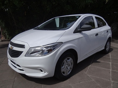 Chevrolet Onix Ls