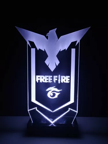 Luminária Ou Troféu Free Fire Personalizado Com Led 15x15cm - Net