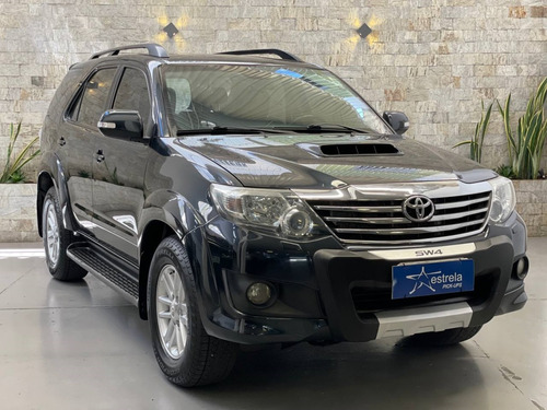 Toyota Hilux SW4 3.0 SRV 4X4 7 LUGARES 16V TURBO INTERCOOLER DIESEL 4P AUTOMÁTICO