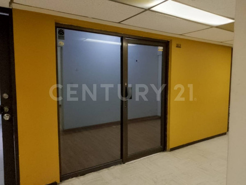 Oficina En Venta En Col. Centro De Monterrey
