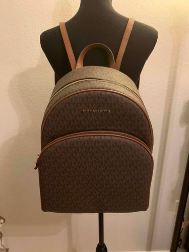 Imagen 1 de 9 de Bolsa Michael Kors Estilo Mochila Café Estampada Nueva