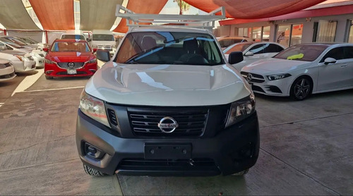 Nissan NP300 2.5 Doble Cabina S Aa Pack Seg Mt