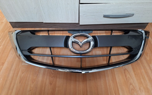 Máscara Mazda Bt50 2018-21 Detalle Original