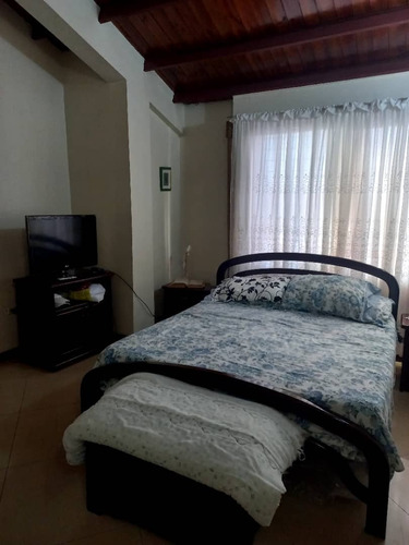 Imagen 14 de 16 de Town House