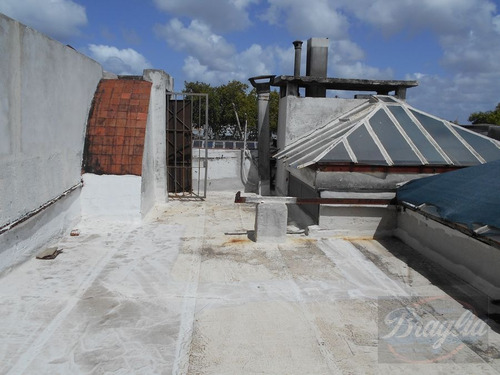 Imagen 5 de 6 de Venta Casa 5 Dormitorios Centro Braglia 2-895e