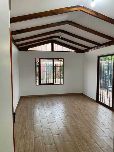 Casa 70 M2, 143 Terreno, 3d+1b, La Florida (91171)