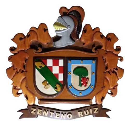 Escudo De Armas De Apellidos De 55 Cm En Madera Tallada.