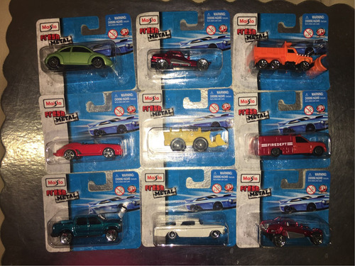 Carros De Metal Marca Maisto (2 Unidades)