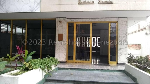 Libertador Apartamento Venta San Bernardino 159 M2 Tres Dormitorios Mas Servicio Seis Baños Un Puesto De Estacionamiento Balcón Terraza  Un Apartamento Por Piso  Lavandería En El Edificio, Maletero