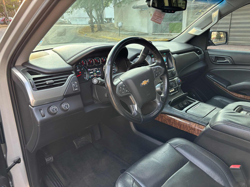 Chevrolet Suburban 5.3 Ltz V8 4wd 2da Cubo At