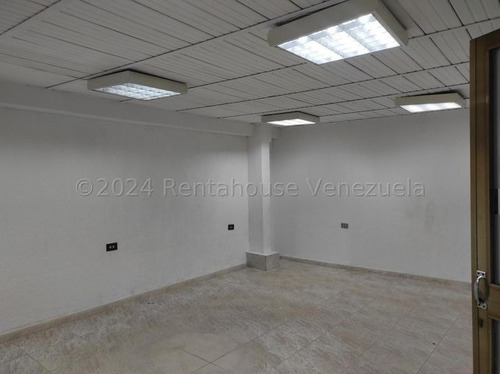 Galpón En Venta Urb Miranda Ia25-316257