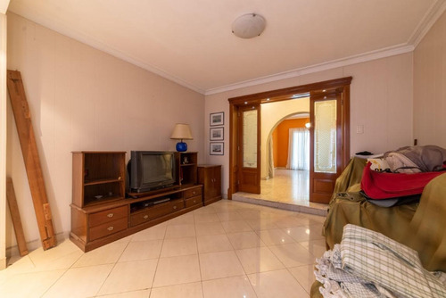 Imagen 3 de 30 de Casa En Venta De 3 Dorm. En B. Constituyentes