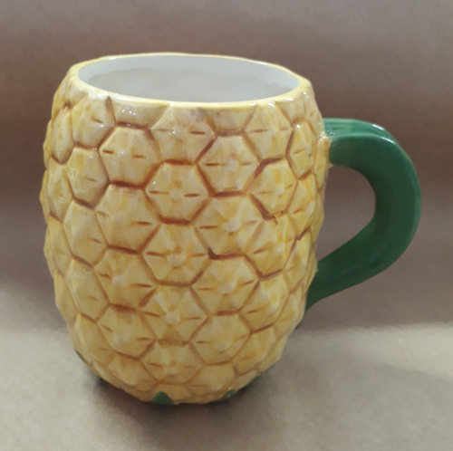 Caneca Modelo Abacaxi Gigante 700ml Linda Retro Combo