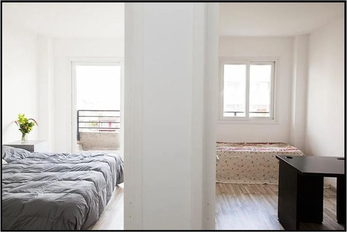 Dueño Vende Luminoso Y Moderno Tres Ambientes 80 M2 Al Frente Piso Alto C/toilette, Balcon Terraza, Conexion Para Lavarropas