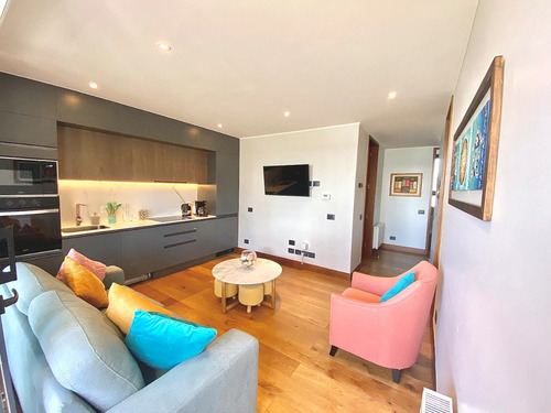 Departamento Frente Al Lago Con Playa Privada
