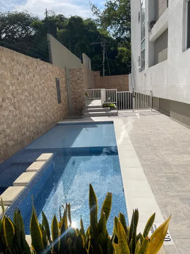 Venta Aparta-estudio. Sur De Cali. Barrio Pance, 66 Mtrs. Tercer Piso Con Ascensor. Parqueadero Propio