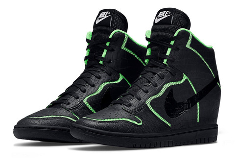 Imagen 5 de 6 de Zapatillas Nike Dunk Sky High Black Volt 705488_001 `