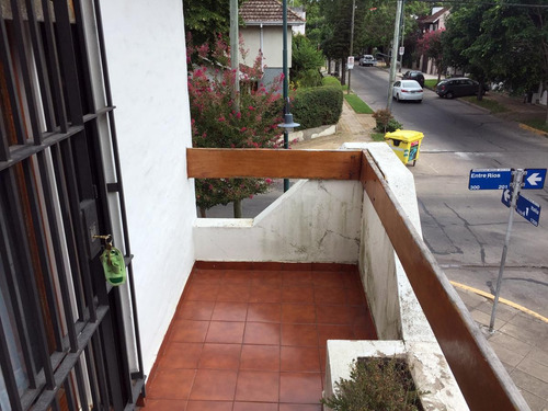 Imagen 28 de 30 de Casa En Venta 5 Ambientes Martinez