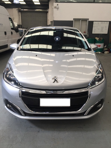 Peugeot 208 1.6 Allure Tiptronic