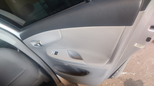 Imagem 4 de 11 de Toyota Corola