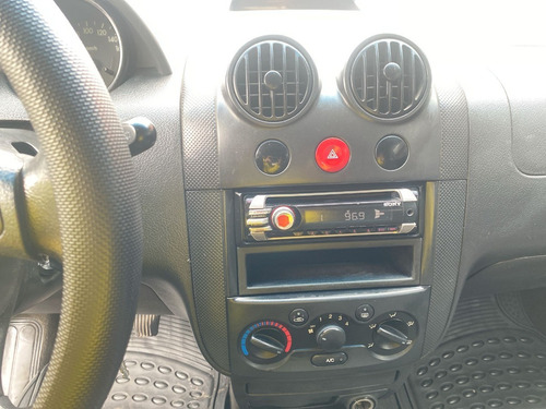 Imagen 18 de 25 de Chevrolet Aveo 1.6 Gti 2009