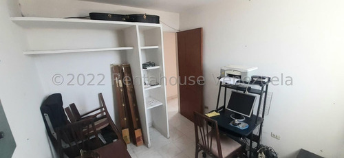 Imagen 12 de 30 de Apartamento En Venta En Las Trinitarias, Inf 04245943684, Cod 22-17033, J24