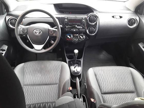 Toyota Etios 1.5 X Plus Sedan 16v Flex 4p Automático