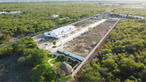Terreno En Venta En Fiora Residencial Cholul, Yuc. Rtv369