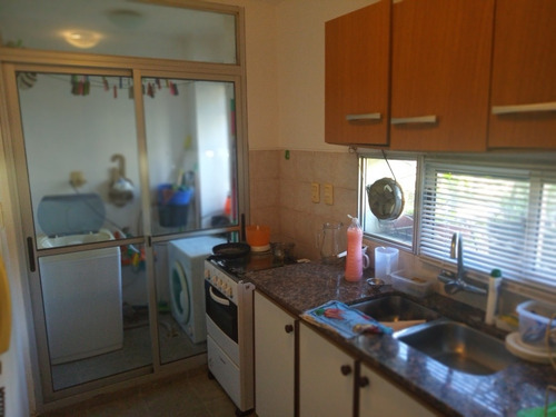 Apartamento Anv 2 Dormitorios. Traspaso. Nuno Propiedades