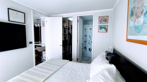 Departamento En Venta De 2 Dorm. En Santiago