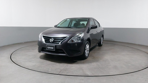 Nissan Versa 1.6 Sense