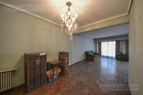 Imagen 3 de 11 de Juncal Y Montevideo - Excelente Edificio - A Mts.plaza Vicente Lopez - Duplex