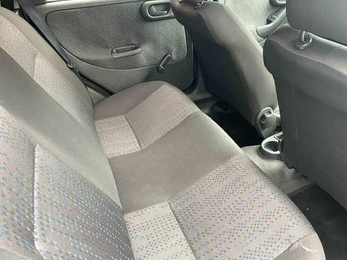 Imagem 8 de 11 de Chevrolet Corsa Hatch Maxx 1.4 8v Econoflex 5p