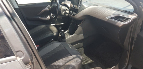 Peugeot 208 1.6 Feline