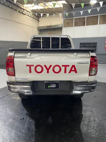 Toyota Hilux Revo 2.7