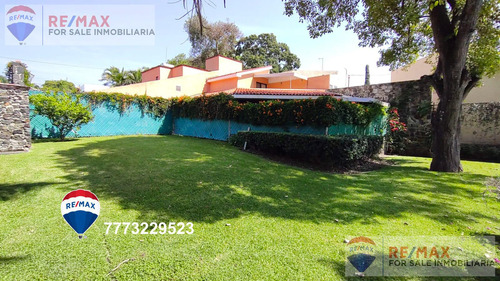 Venta De Terreno En Condominio, Acapatzingo, Cuernavacaclave 4537