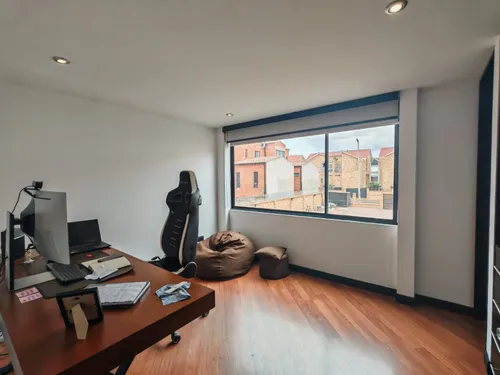 Acogedora Casa Para Arriendo En Conjunto Cerrado En Chía