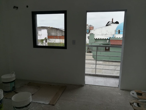Imagen 2 de 3 de Departamento Con Cochera Remedios De Escalada
